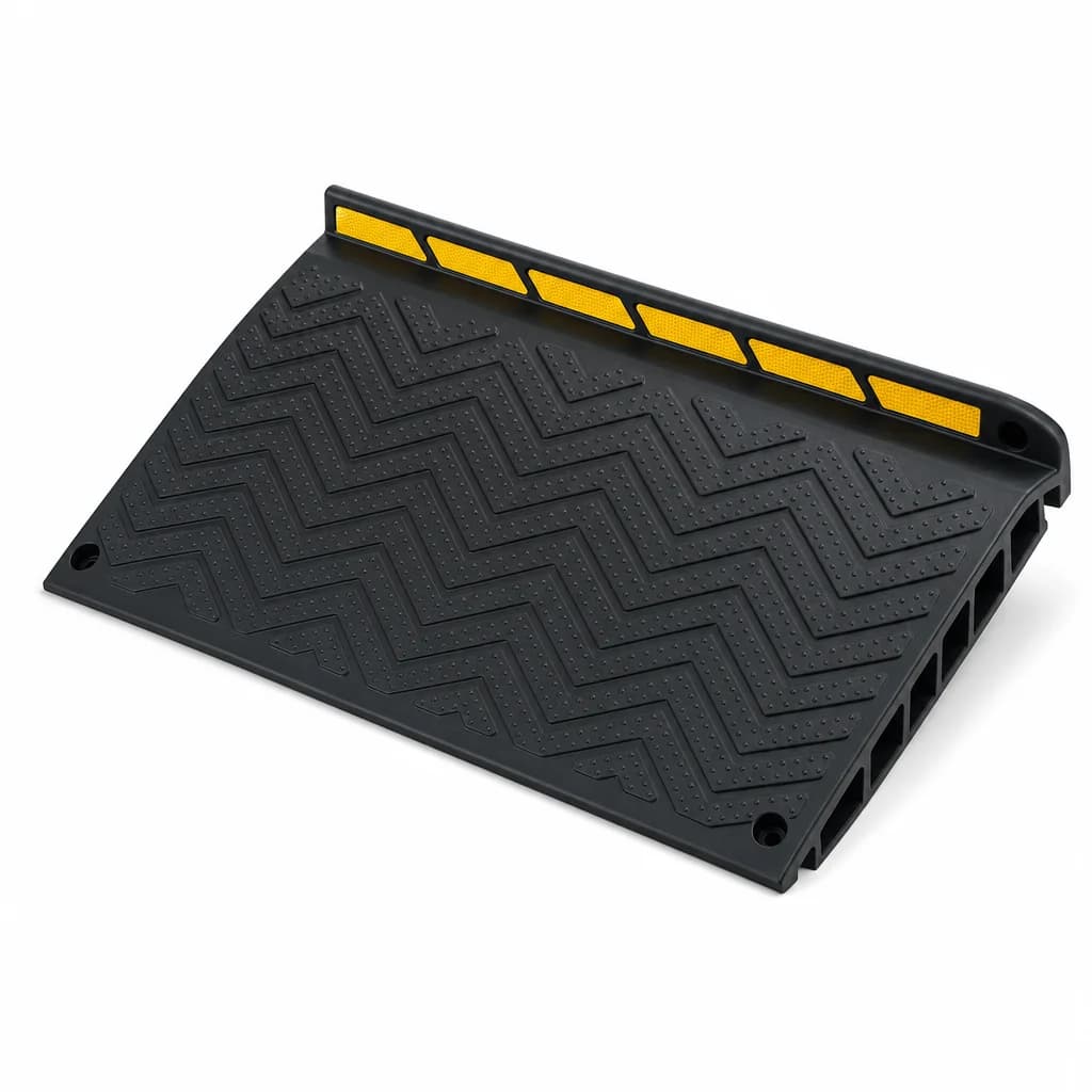 Heavy Duty Rubber Kerb Ramp – 40 Tonne Load Capacity | HGV, Car & Wheelchair Access Ramp — image 3
